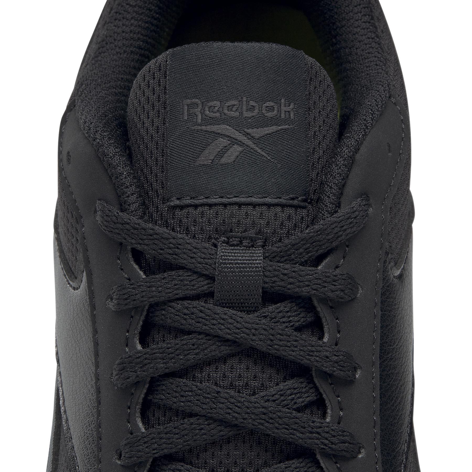 product/r/e/reebok_gw7188_7_footwear_photography_detail_view_1_white_000.jpg