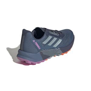 product/a/d/adidas_gz1901_7_footwear_photography_back_lateral_top_view_white_000.jpg