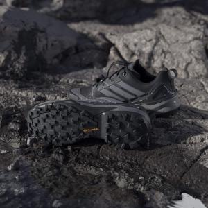 product/a/d/adidas_ih1098_17_footwear_photography_heromrktng_view_4-nw091625.jpg