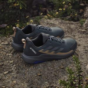 product/a/d/adidas_jq9954_18_footwear_photography_heromrktng_view_6-nw091625.jpg